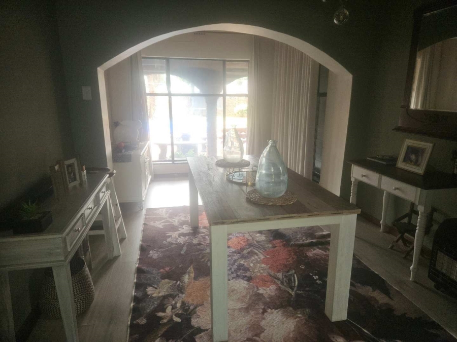 5 Bedroom Property for Sale in Royldene Northern Cape